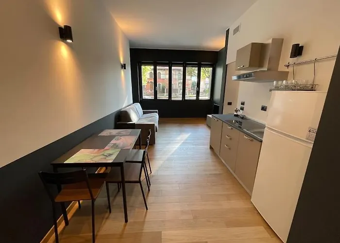 Bnb Capital Milano Central Station - Black